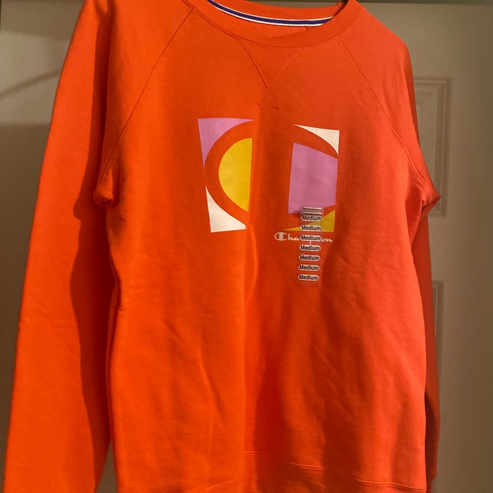 NWOT- Women’s champion sweatshirt